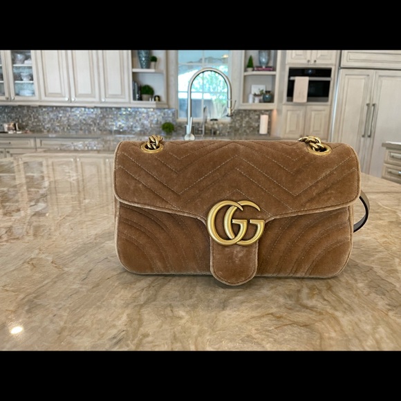 Gucci marmont small Gg matelasse shoulder bag. - Picture 11 of 15